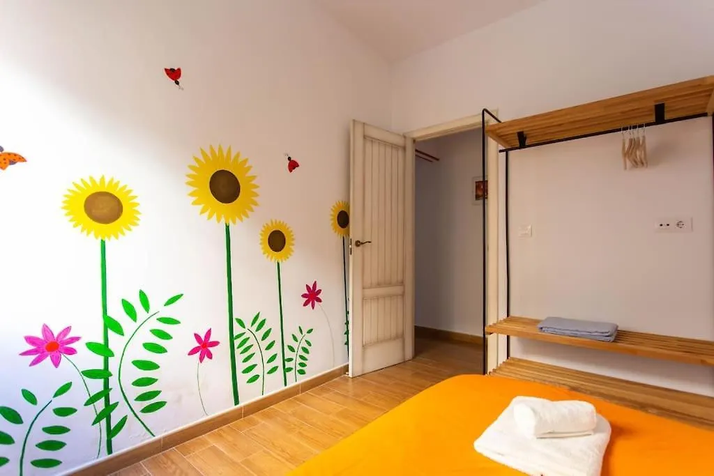 Large Suite Tracatra Sevilla 0*, Seville