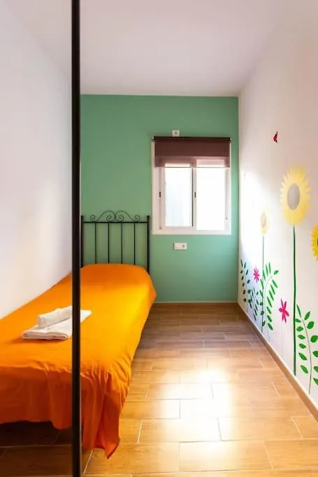 Large Suite Tracatra Sevilla Apartment Seville